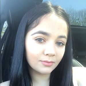 Meet your Posher, Melisa